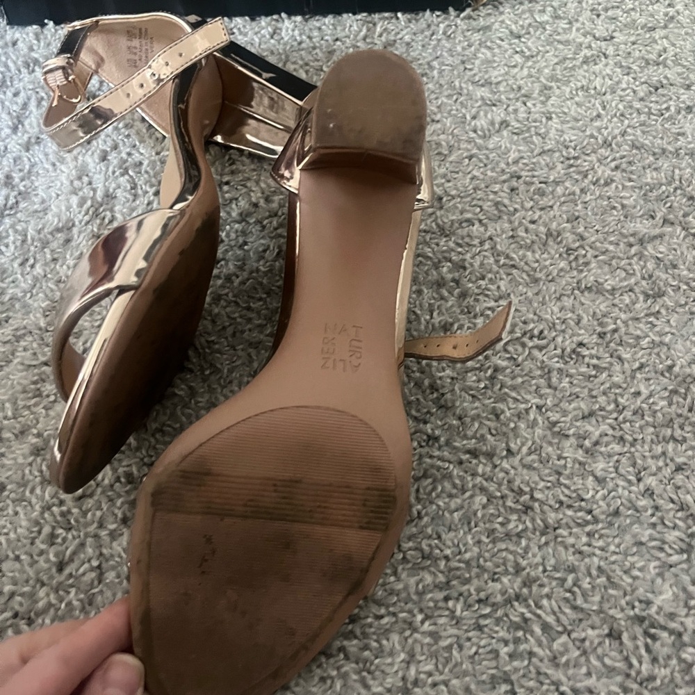 Naturalizer Gold Heels with Stiletto and Ankle Strap - Picture 4 of 5